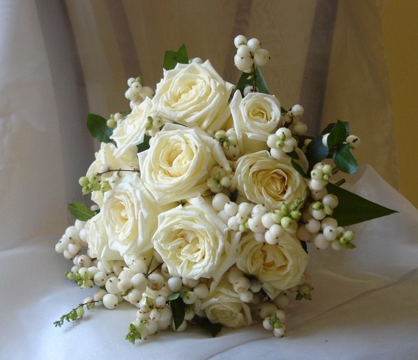 Ramos de novia de rosas blancas